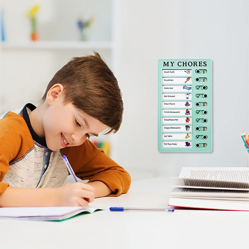 Magnetisk rutinetavle for hjemmet, inkluderer morsomme klistremerker for å motivere barn til oppgaver.