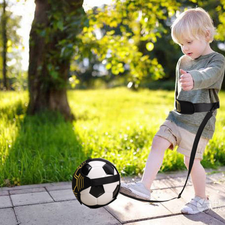 Fotballtreningsbelte for å holde ballen nær; perfekt for repetert ballkontrolltrening og teknikkøving.