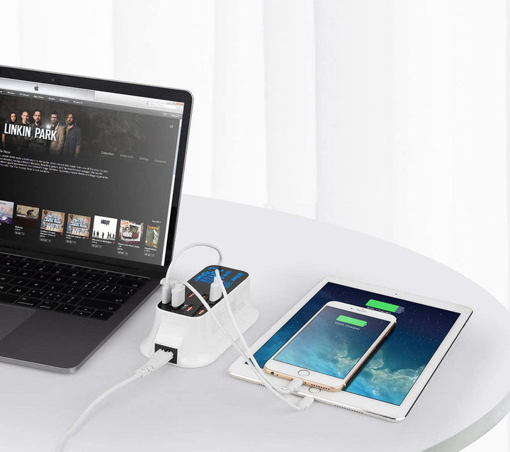 Praktisk 8-porters USB ladestasjon for rask og sikker lading. Essensiell multilader for alle dine enheter.
