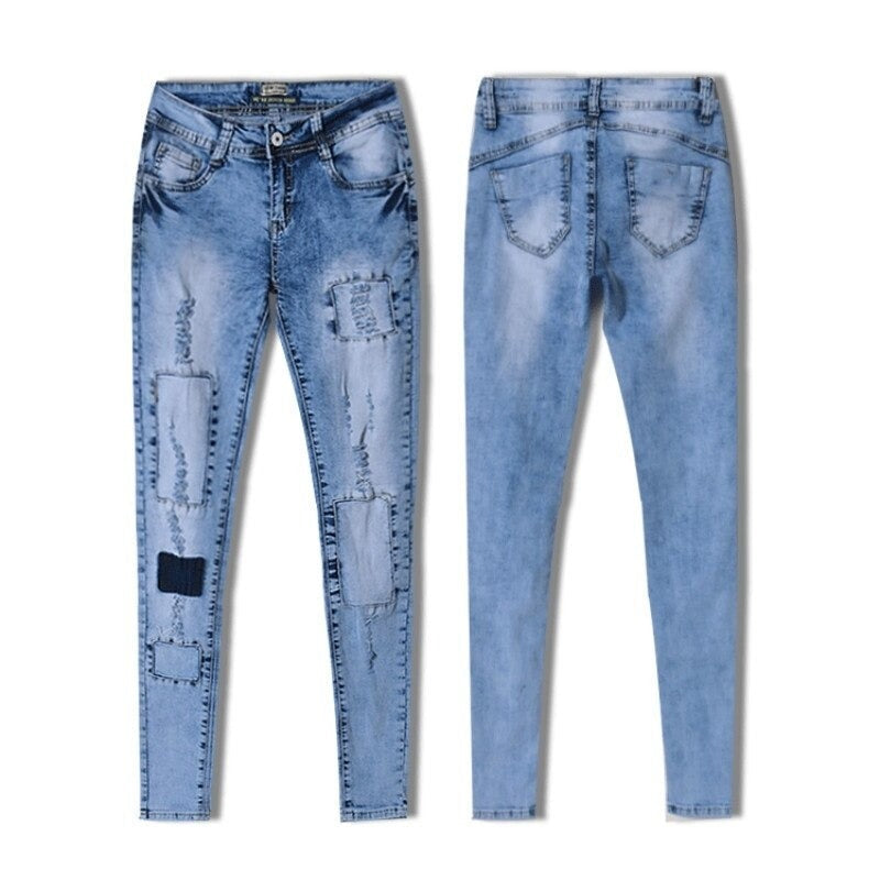 Blå stretch skinny jeans for kvinner, designet for optimal komfort og bevegelsesfrihet.