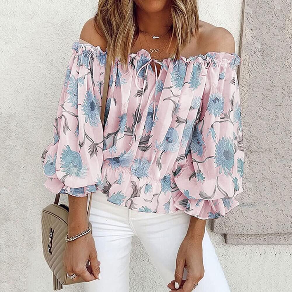 Løs blomstret off-shoulder bluse med volanger, komfortabel og trendy sommerbluse for kvinner.