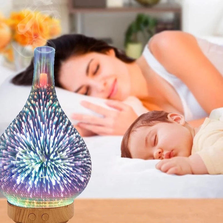 Elegant luftfukter og aromaterapi diffuser med unikt 3D-fyrverkeri lys. Perfekt for avslapning og velvære.