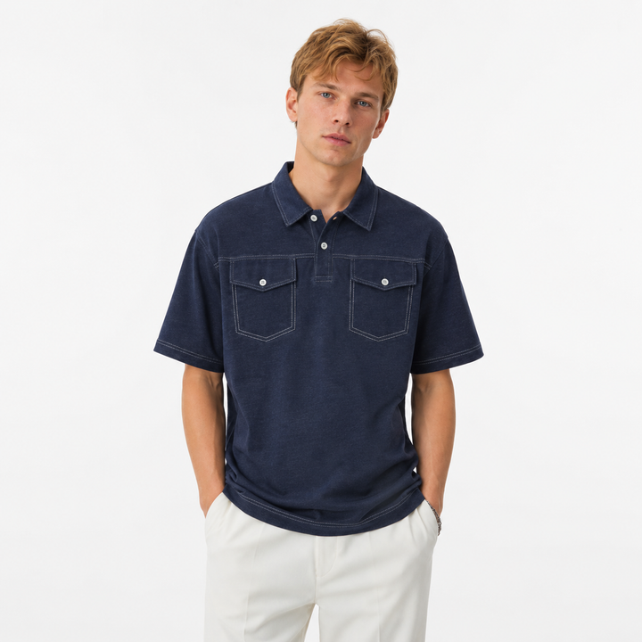 Stilren herre denim polo, kortermet skjorte med komfortabel casual passform for fritidsklær.