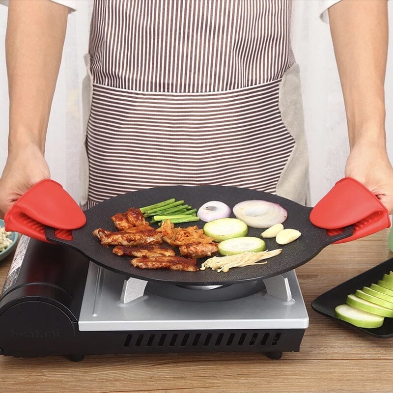 Rund non-stick stekepanne i aluminium, ideell for allsidig matlaging på induksjon og gasskomfyr.