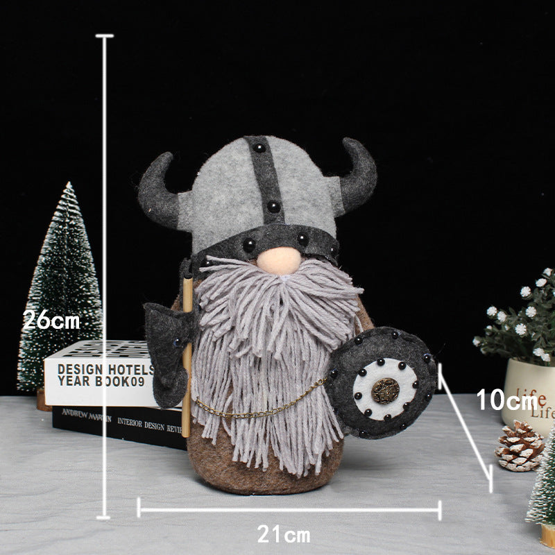 Kvalitetsfigur av vikingnisse med skjold og sverd/øks, en tidløs nordisk pyntegjenstand for samlere.