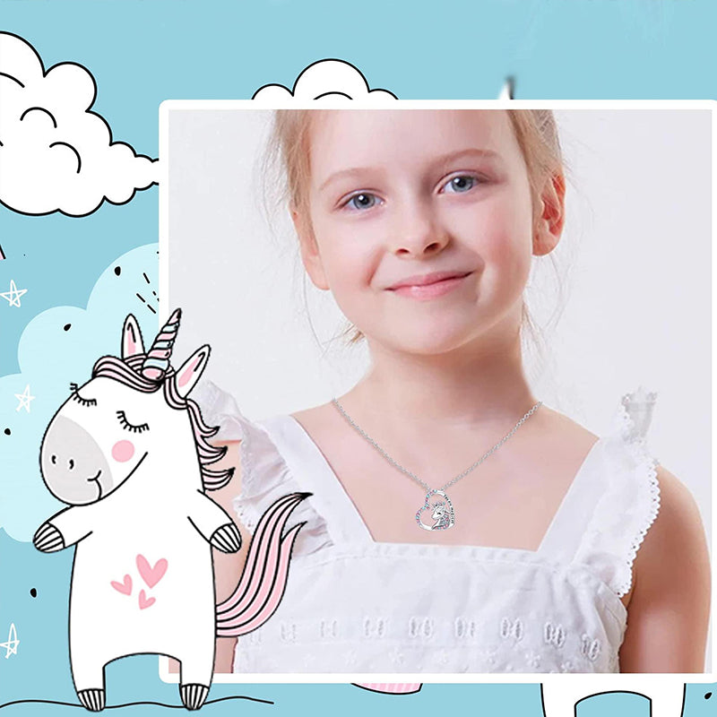 Enhjørning prinsesse smykkesett til barn. Glitrende zirkonia detaljer for en magisk look.