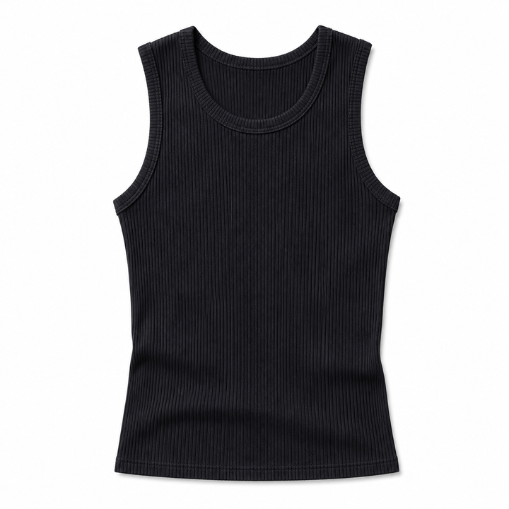 Ermeløs herre tanktopp med striper, perfekt basisplagg. Slim fit design, ideell for aktivitet og sommer.