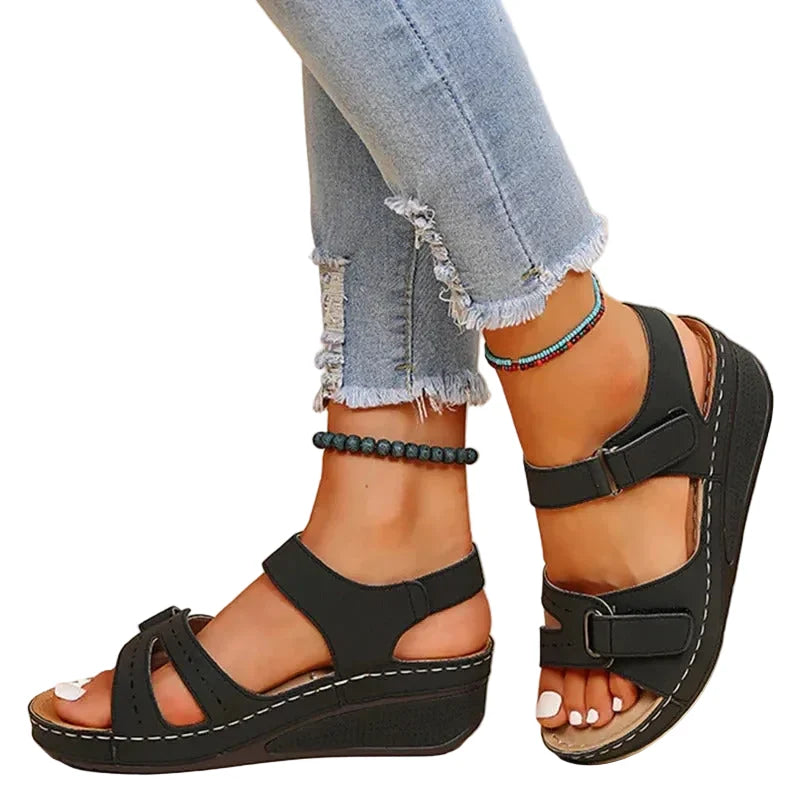 Dame ortopediske sandaler for lett komfort og støtte hele dagen. Perfekte sommer- og helsesko.