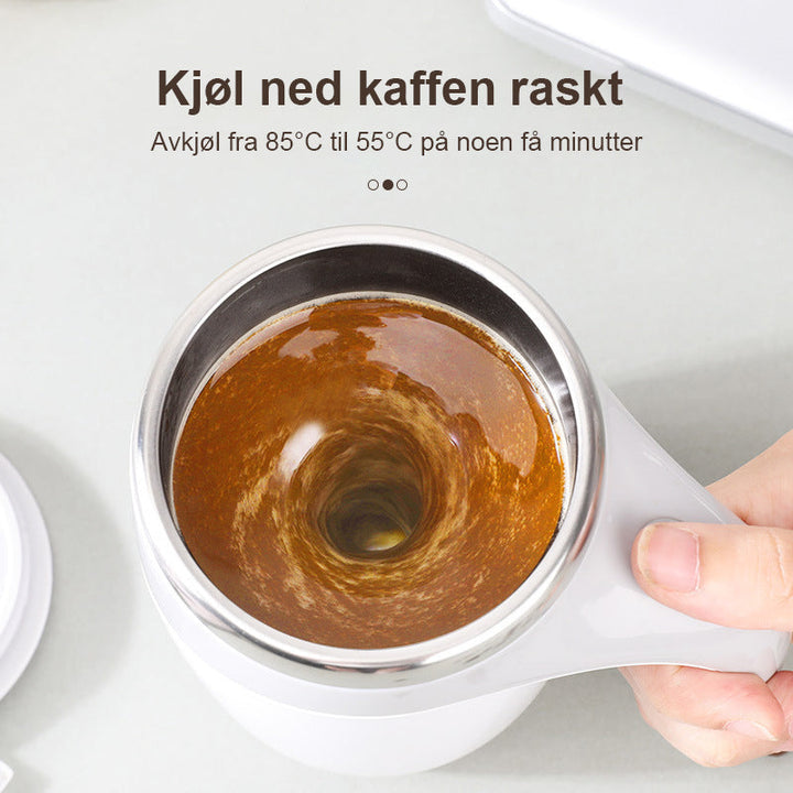 Moderne automatisk omrørende kaffekopp, et must-have for enhver kaffeentusiast på kjøkkenet.