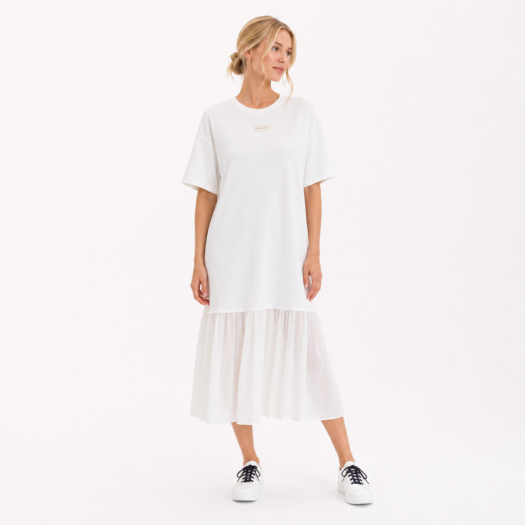 Elegant dame midikjole med løs passform og chiffon. Perfekt som komfortabel hverdagskjole eller stilfull festkjole.