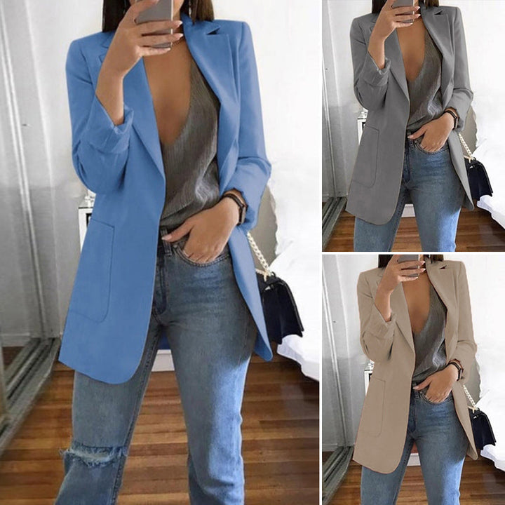 Mote blazer for kvinner. En stilfull jakke som passer til enhver anledning, fra arbeid til fritid.