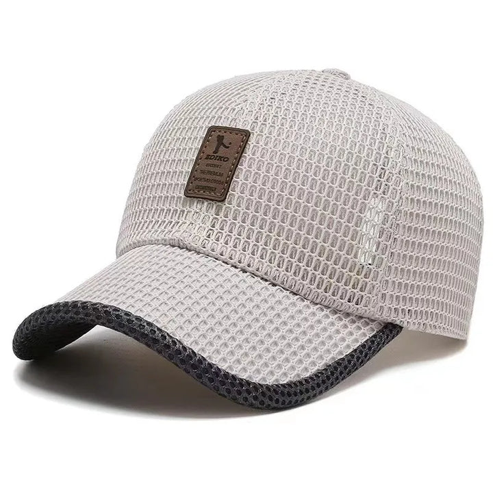 Unisex luftig sommercaps for solbeskyttelse. Pustende og lett design, perfekt for sport og fritid utendørs.