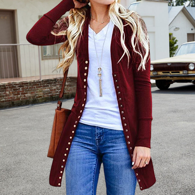 Mellomlang damecardigan i solid farge med V-hals og lange ermer, perfekt for casual stil.