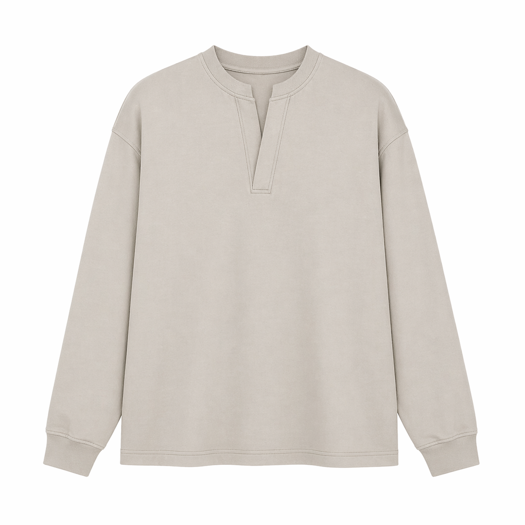Herre langermet Henley t-skjorte med fake-two-piece design for enkel lag-på-lag stil. Minimalistisk og moderne.