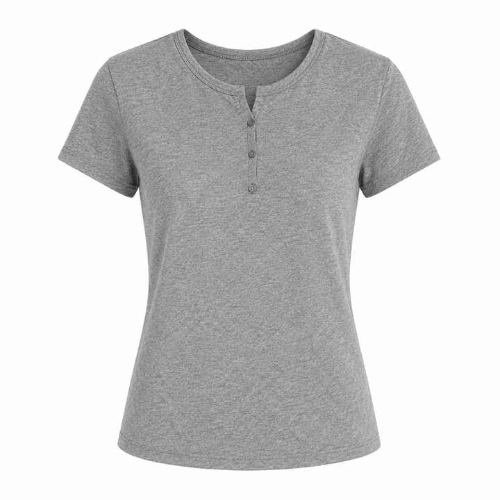 Elegant dame t-skjorte med unike perleknapper og trendy cut-out design, ideell sommermote.
