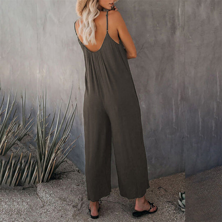 Moderne løs cami jumpsuit, kombinerer komfort og mote for den stilbevisste kvinnen.