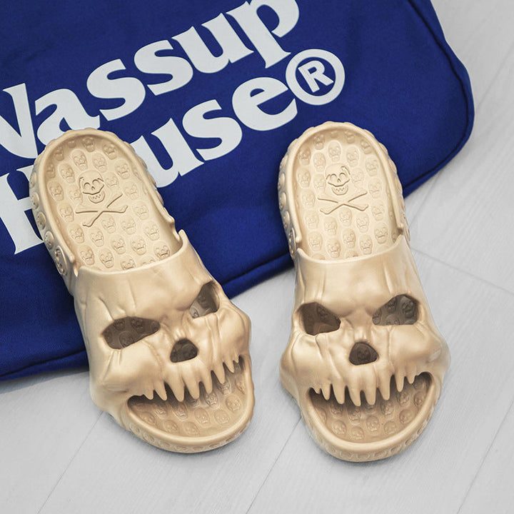 Stilige skallemønster sandaler, unisex og komfortable for en dag på stranden.