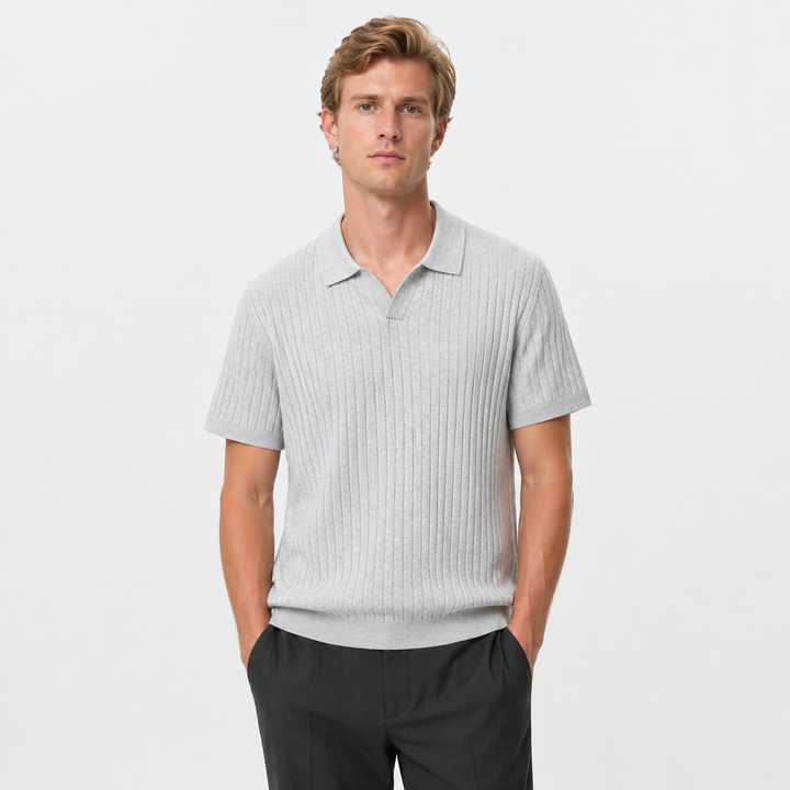 Moderne Lyocell polo for menn, mykt og pustende, perfekt for en elegant hverdagsstil.