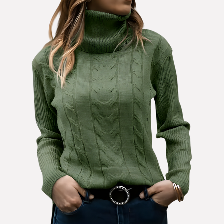 Hvit turtleneck damegenser, enkel og elegant. Perfekt for både hverdag og fest.