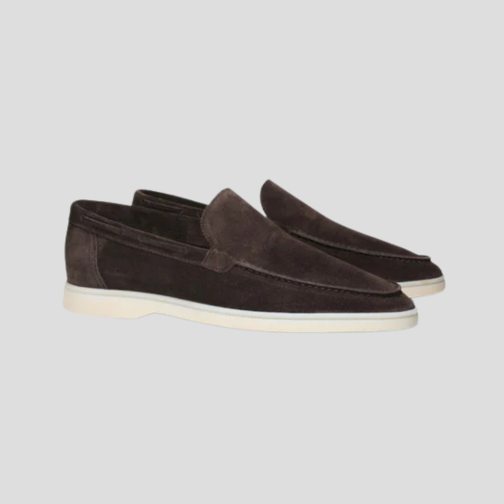 Moderne loafers for menn i minimalistisk design. Perfekte herresko for den stilbevisste.