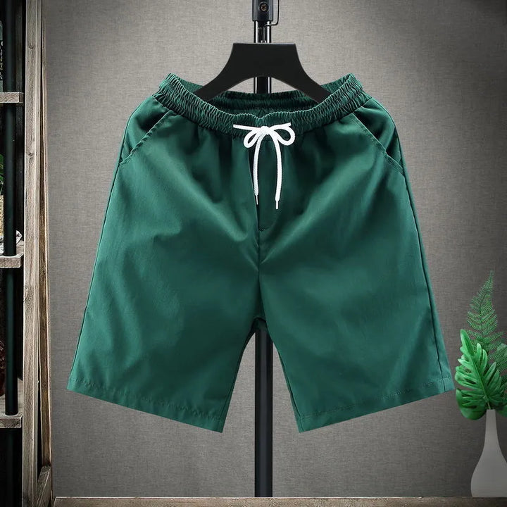 Allsidige herre fritidsshorts tilgjengelig i mange farger, passer til både casual og smart-casual antrekk.