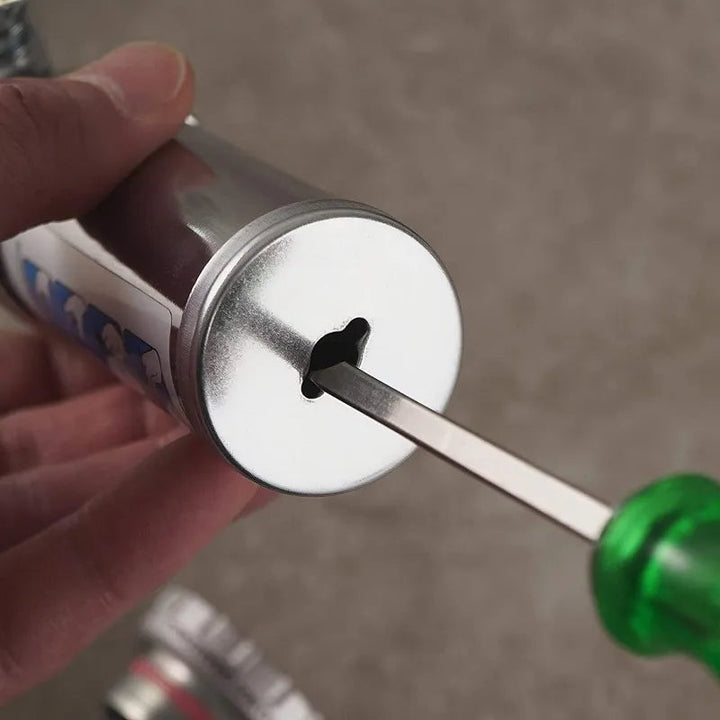 Ny mini fettpistol for effektiv smøring. Kompakt og brukervennlig verktøy for mekaniker og hjemmebruk.