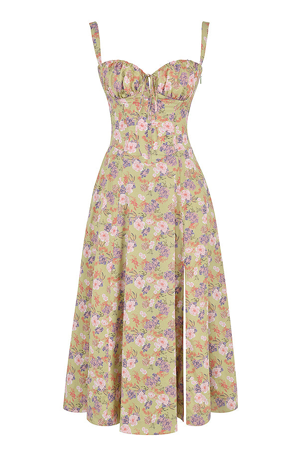 Sommerlig blomsterkjole for damer, liv-formende og elegant for enhver anledning.