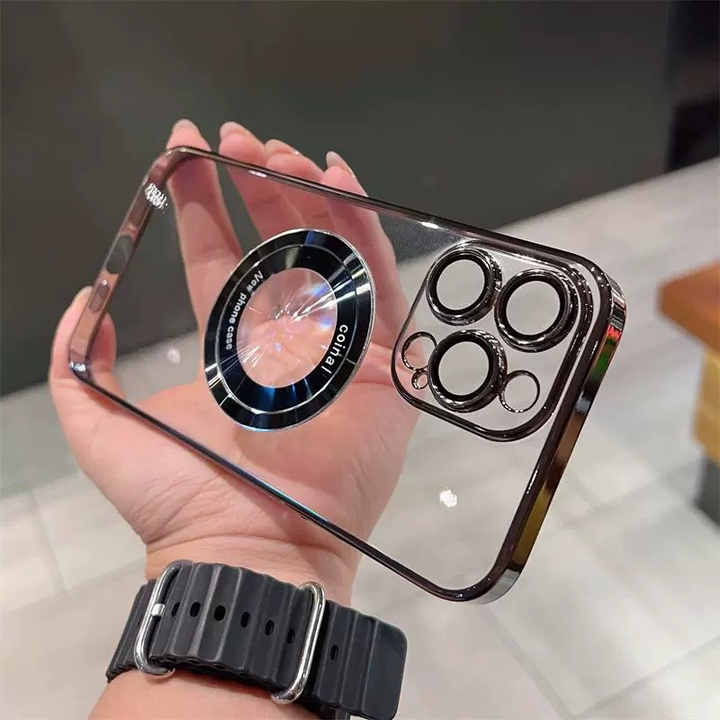 Klar magnetisk iPhone deksel. Designet for sømløs trådløs lading og støtsikker funksjon.