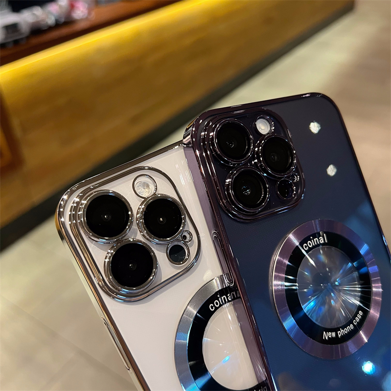 Vis frem iPhone: klart magnetisk deksel. Støtsikker TPU/PC for robust telefonbeskyttelse.
