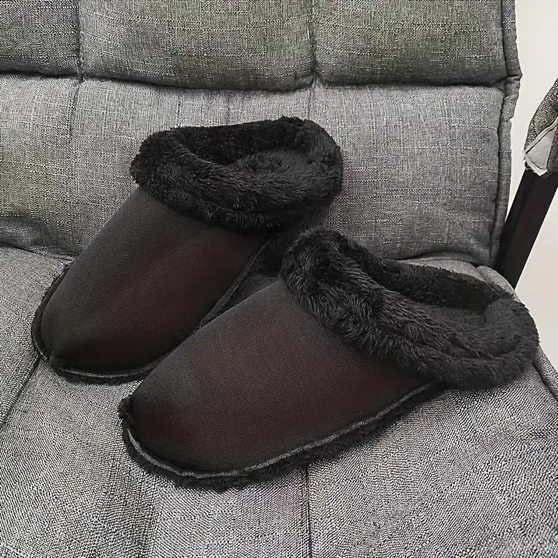 Antiskli fleecefôr-sokker for sikkerhet og varme i dine tøfler eller clogs.
