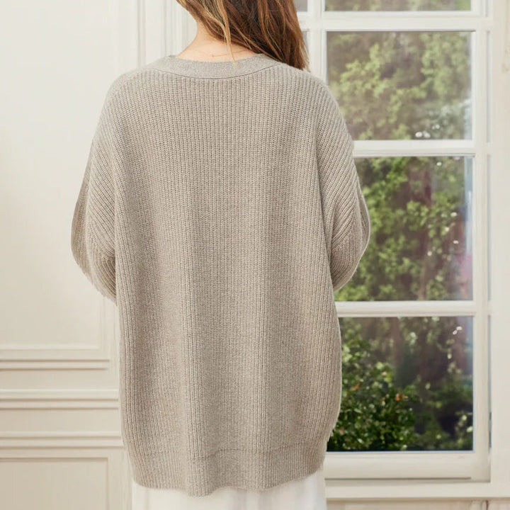 Ensfarget langermet cardigan genser for kvinner, komfortabel og chic.