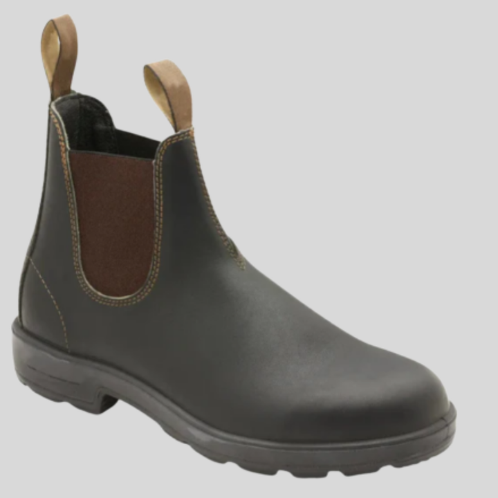 Stilfulle, komfortable slip-on herresko i skinn. Ankelhøye Chelsea boots med chunky gummisåle for hverdag.