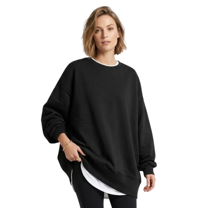 Dame oversized genser i mykt, komfortabelt materiale. Perfekt til hverdag og fritid.
