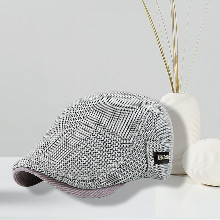 Stilig herre sommer newsboy caps med mesh, ideell for utendørs bruk.