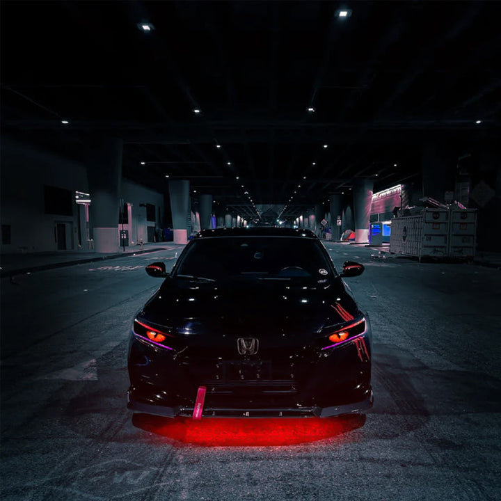 UnderGlow LED-kit for bil, skaper fantastisk bilbelysning med musikkstyrt effekt.