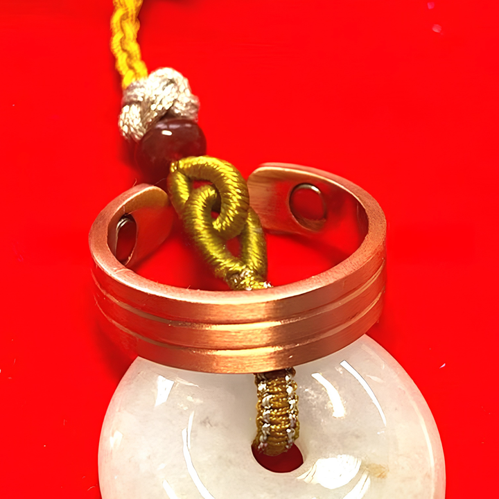 Unisex magnetisk kobberring med elegant kattøye sten i fransk stil. Justerbar og stilfull.