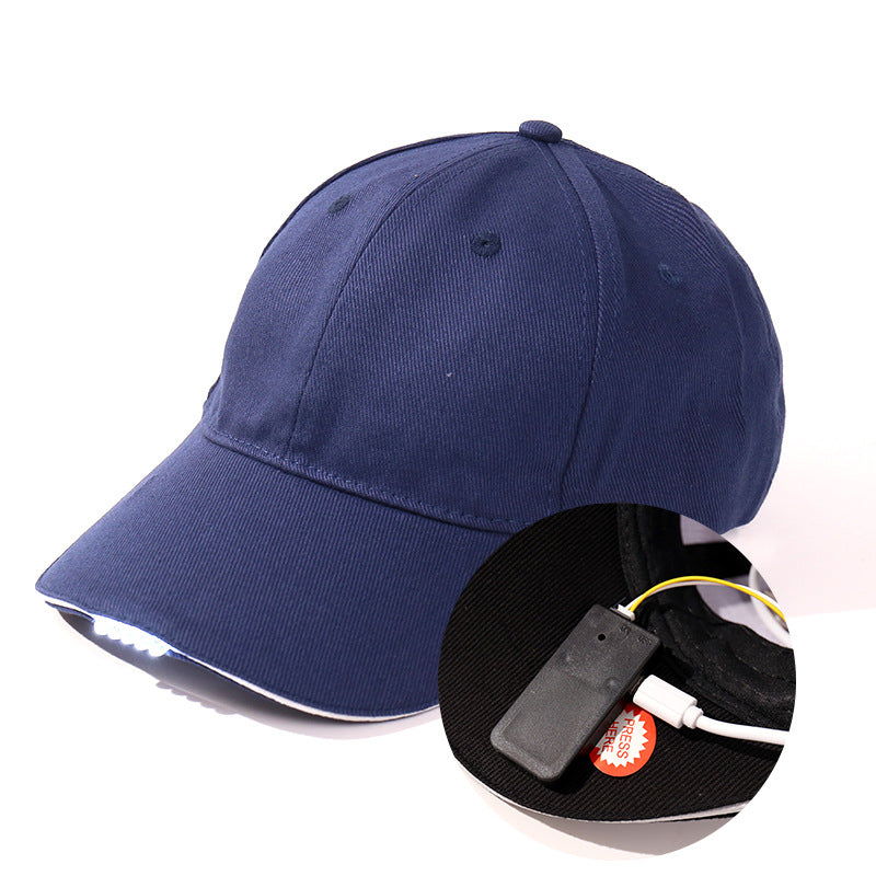 Sikkerhetsfremmende baseballhette med integrert LED-lys, gir god synlighet om kvelden.