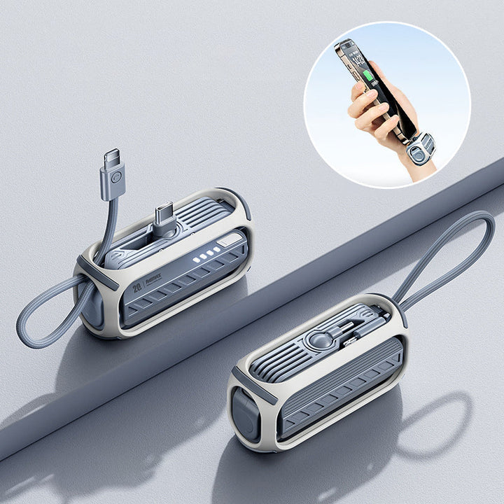 Svart, bærbar powerbank med roterende USB-C & Lightning-kabler. Ideell for mobil & tablet.