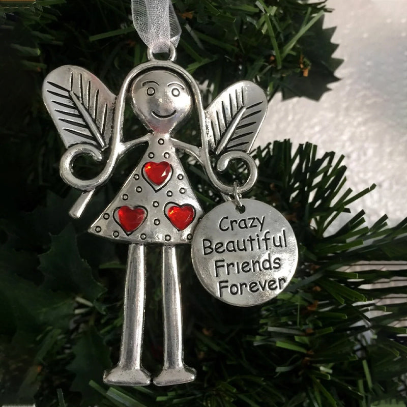 Hjertevarmende engelornament, perfekt julegave for venner. Jul og hjemmedekor.