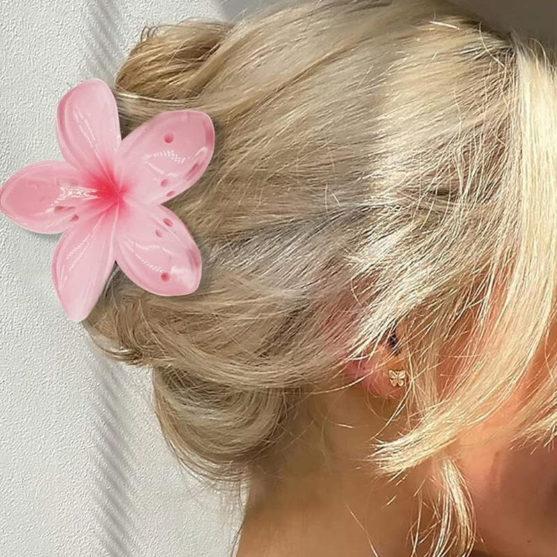 Dame eggblomst blomsterklips i hvitt, et vakkert hårtilbehør for enhver frisyre og anledning. Mote-essensielt.
