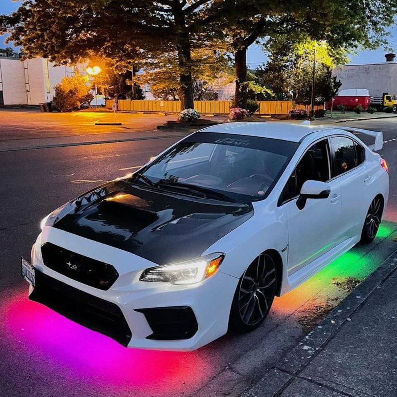 UnderGlow RGB LED-system, forvandler bilen med musikkstyrt underbelysning.