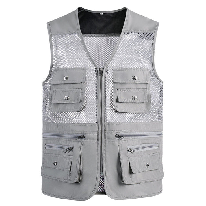 Sort herre multi-lomme nettingvest med D-ringer og glidelås, egnet for eventyr.