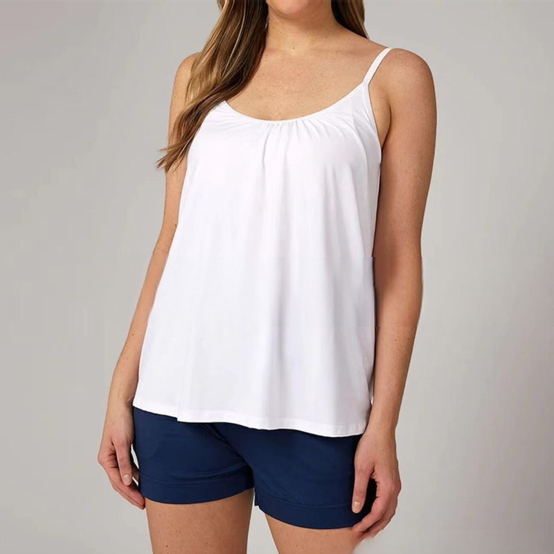 Dame løstsittende tank top med innebygd BH. Komfortabel topp for kvinner, perfekt som basicplagg.