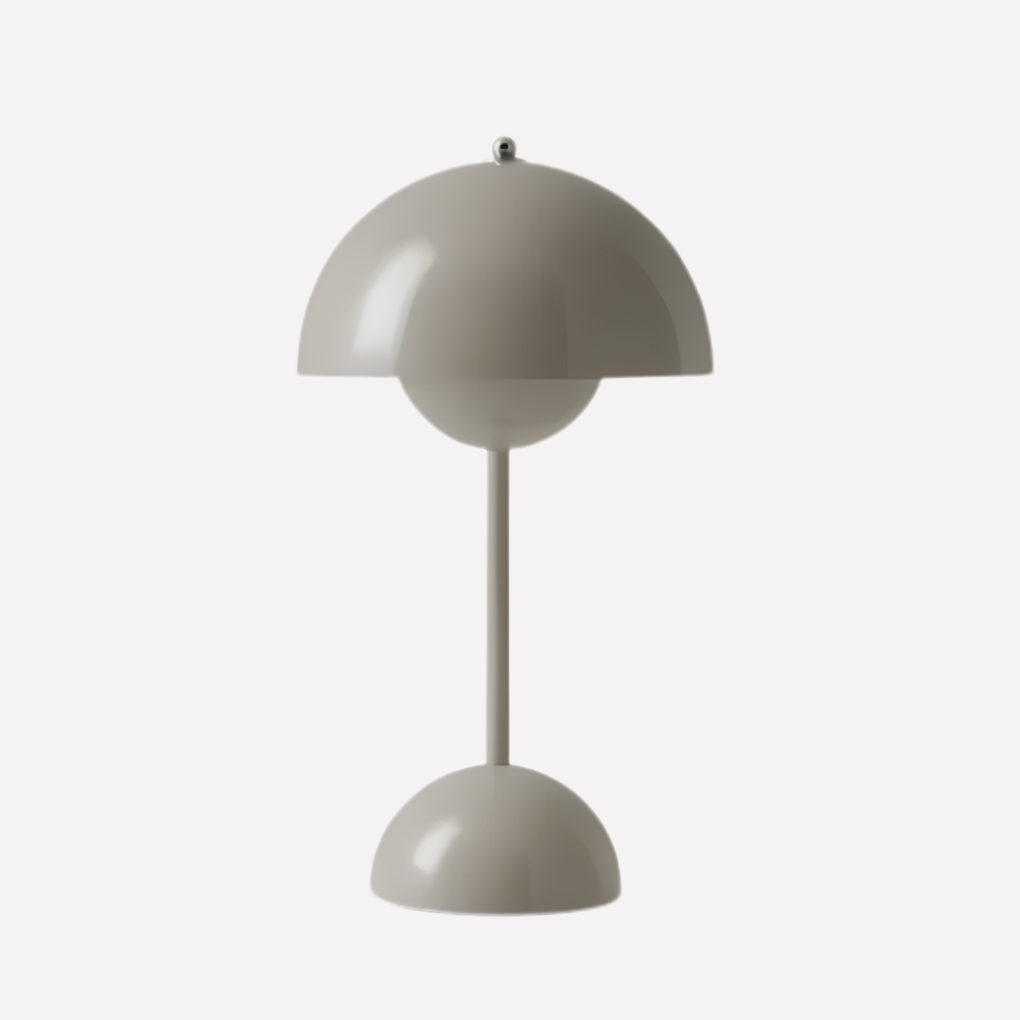 Dimbar LED bordlampe med berøringskontroll, moderne design for stilrent hjem og interiør.