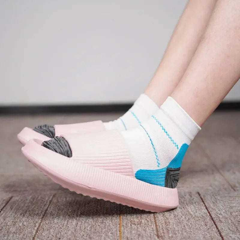Slitesterke unisex kompresjonsstrømper med gradert trykk for vedvarende komfort og god sirkulasjon.