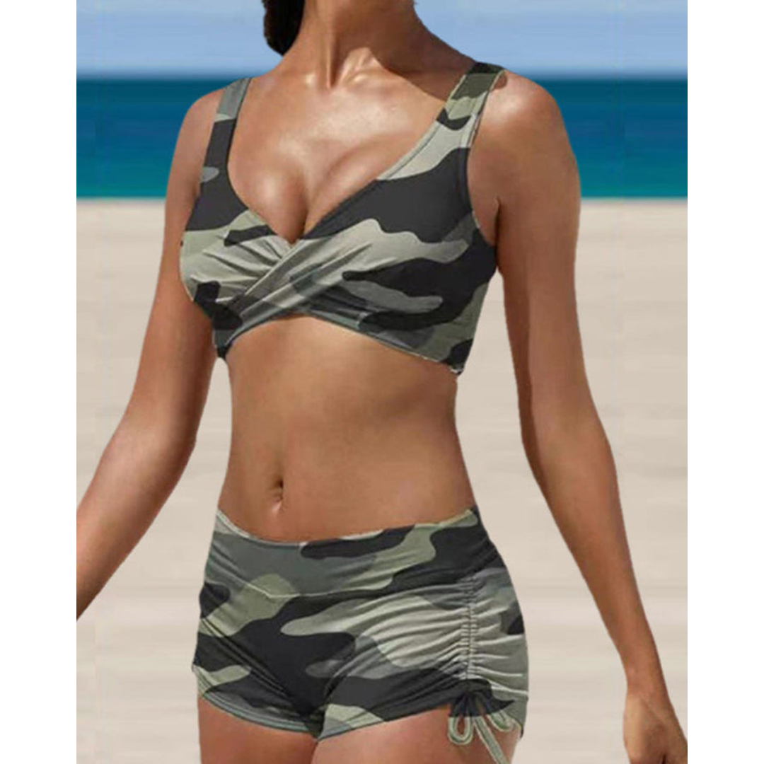 Stilren to-dels bikini for kvinner. Allsidig badetøy med god støtte og flatterende design for strand og basseng.