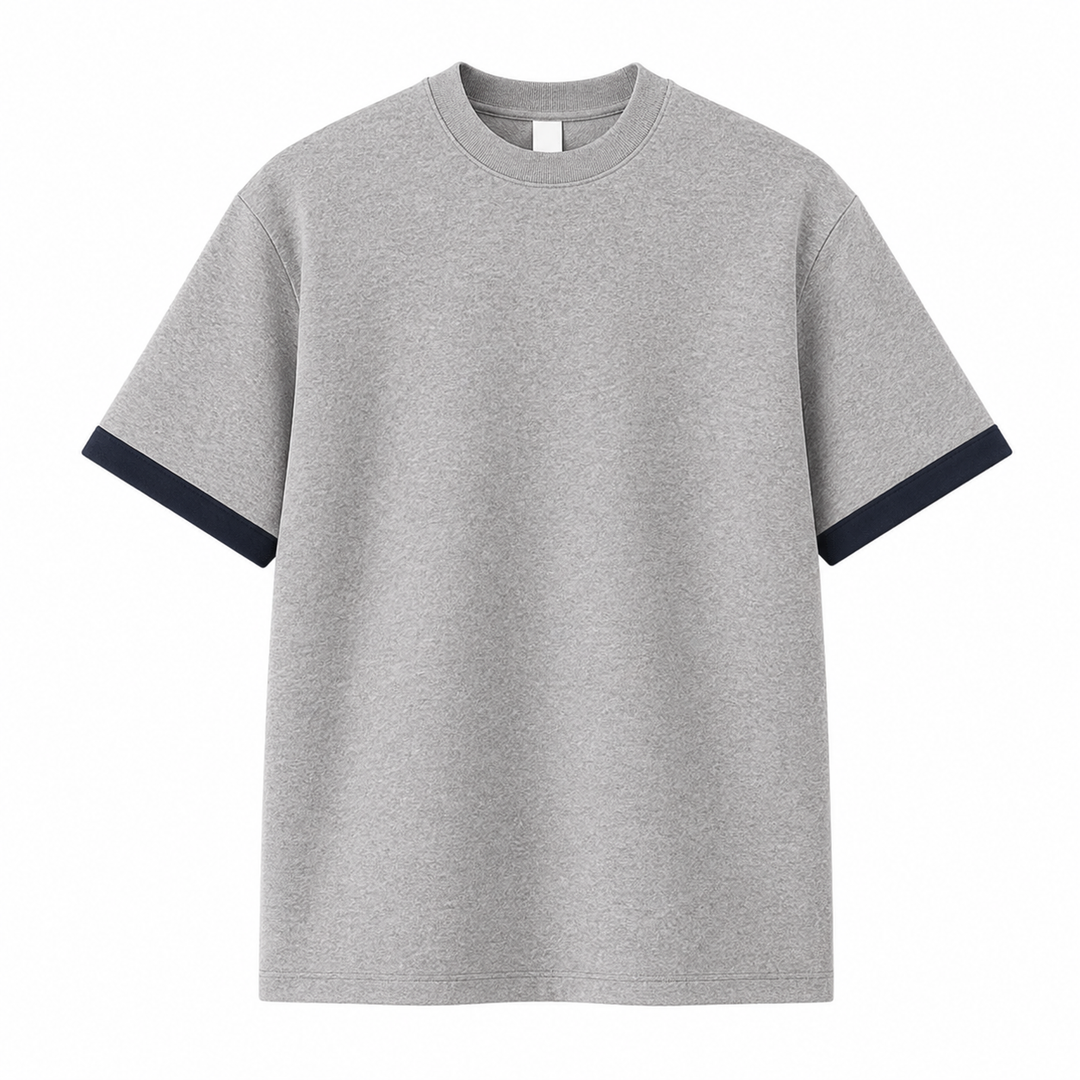 Kraftig 260g oversized t-skjorte til herre med drop shoulder. Komfortabel rundhals skjorte for en avslappet stil.