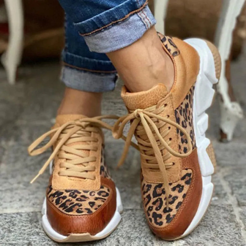Allsidige leopardsko for kvinner. Perfekt som hverdagssko eller motetilbehør med stilrent leopardmønster.