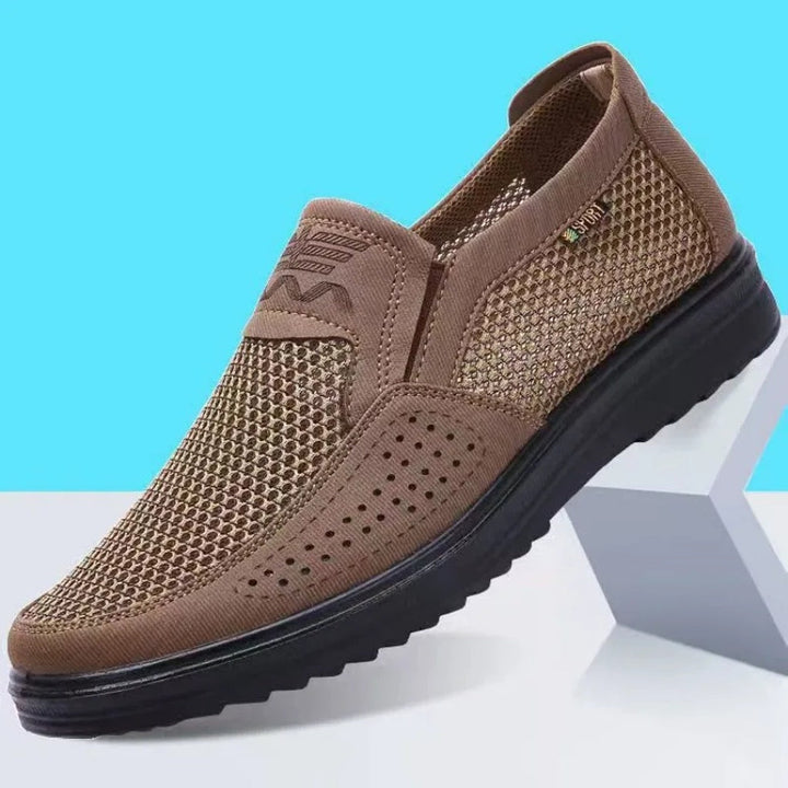 Elegante herre loafers i pustende materiale, ideelle som lette slip-on hverdagssko for optimal komfort.