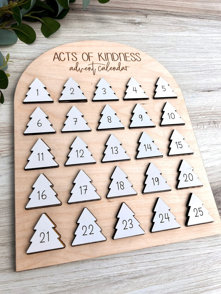 Familievennlig trekalender med fokus på vennlighet. Ideell for å telle ned til jul med meningsfulle oppgaver.